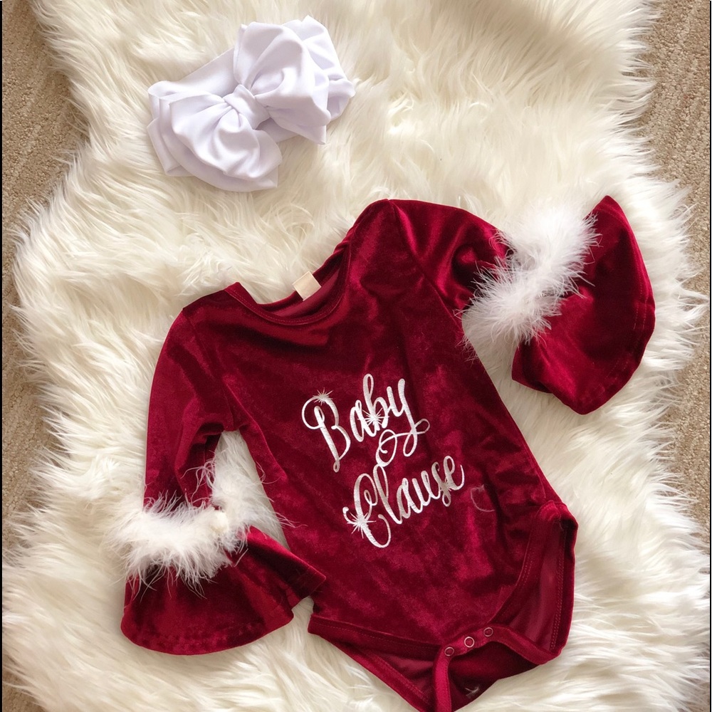 NWOT Santa Claude Onesie 9-12 MO